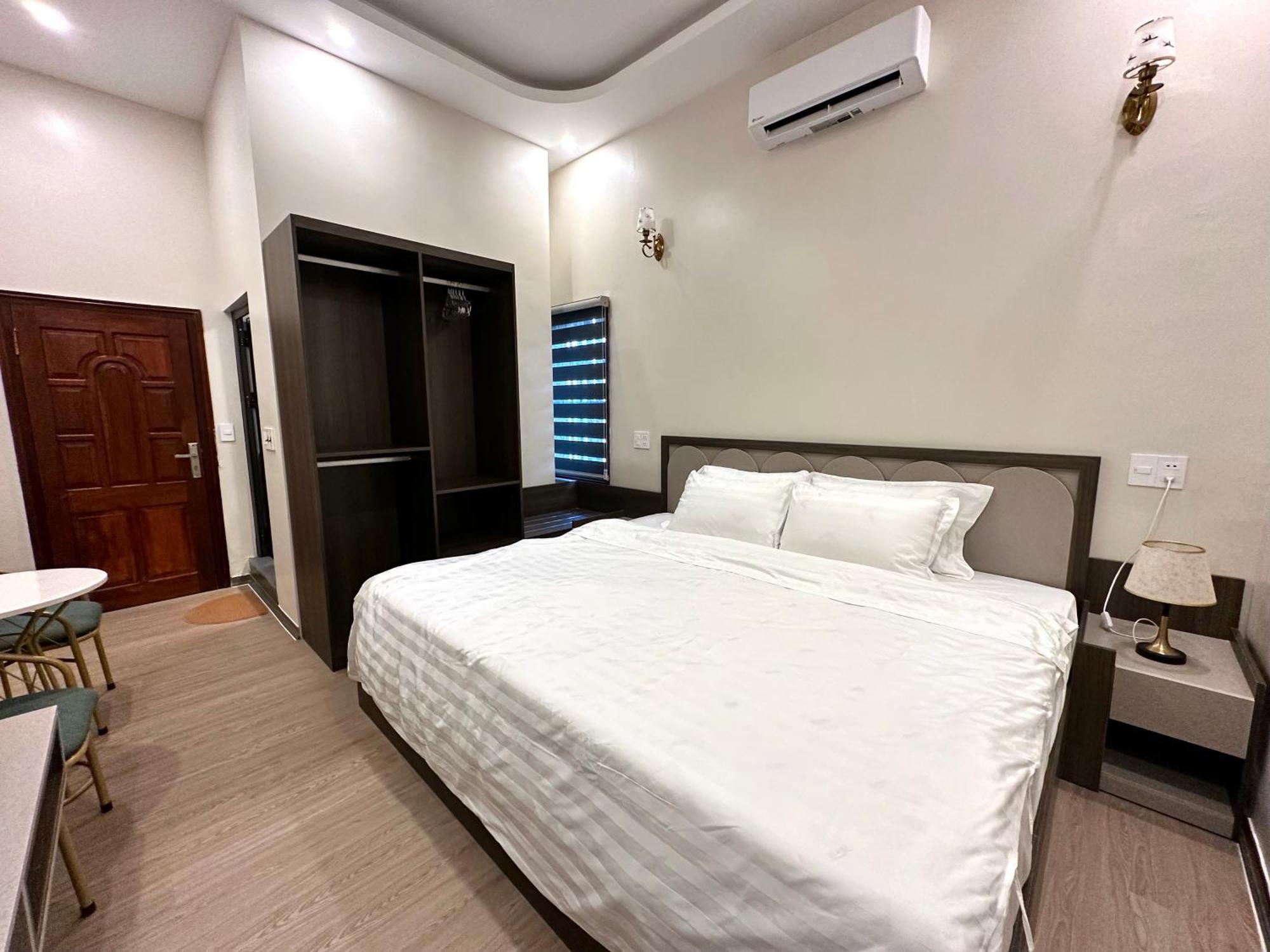 Odyssey Hostel, Tours & Motorbikes Rental Ha Giang Exterior foto