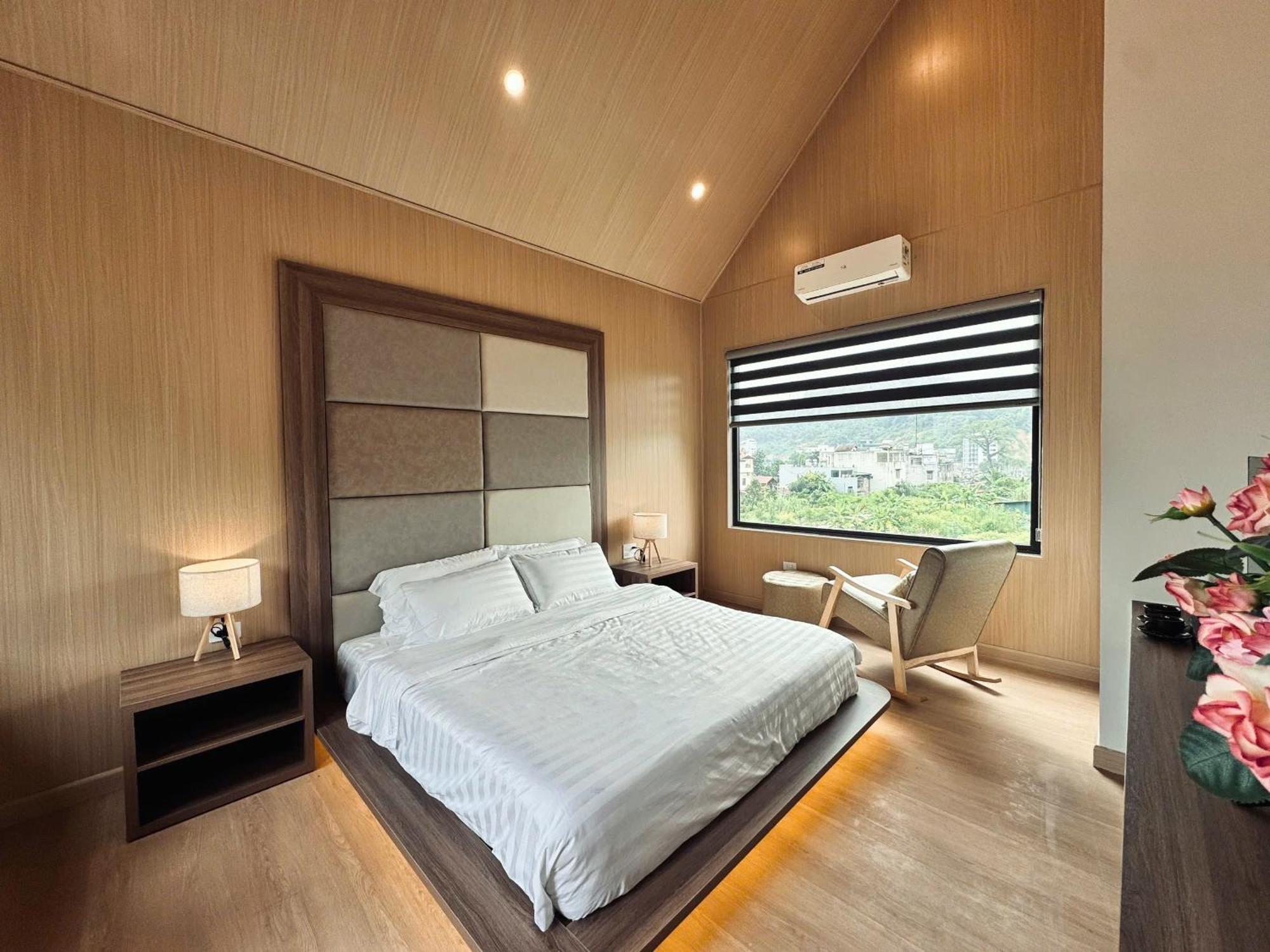 Odyssey Hostel, Tours & Motorbikes Rental Ha Giang Exterior foto